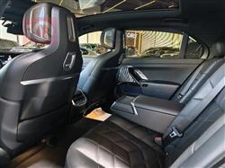 بي ام دبليو الفئة 7